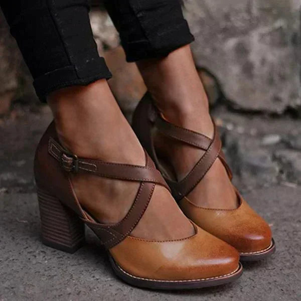 Chic and Cozy Women's Clogs