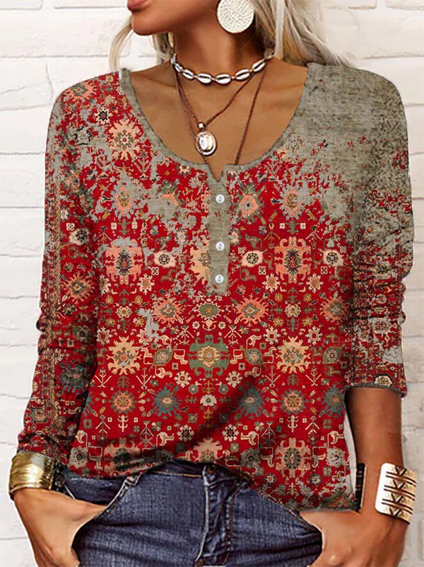 Chic Aztec-Patterned Knit Sweater